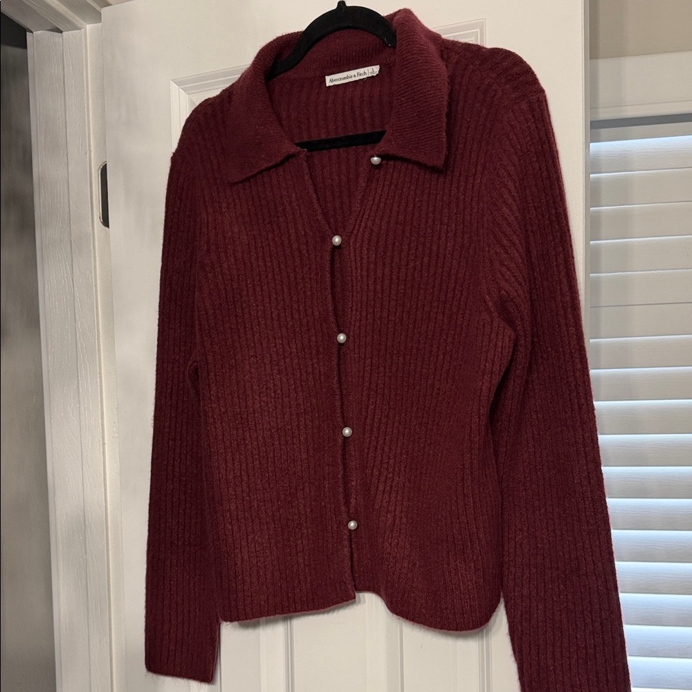 Abercrombie & Fitch Sweater with Pearl Buttons- NWT- Burgundy- L